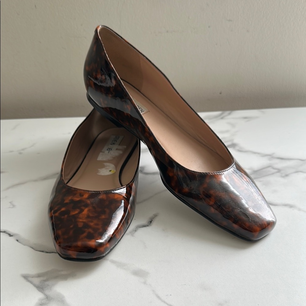 Pre owned Steve Madden Elegant Brown Tortoiseshell “look” Flats